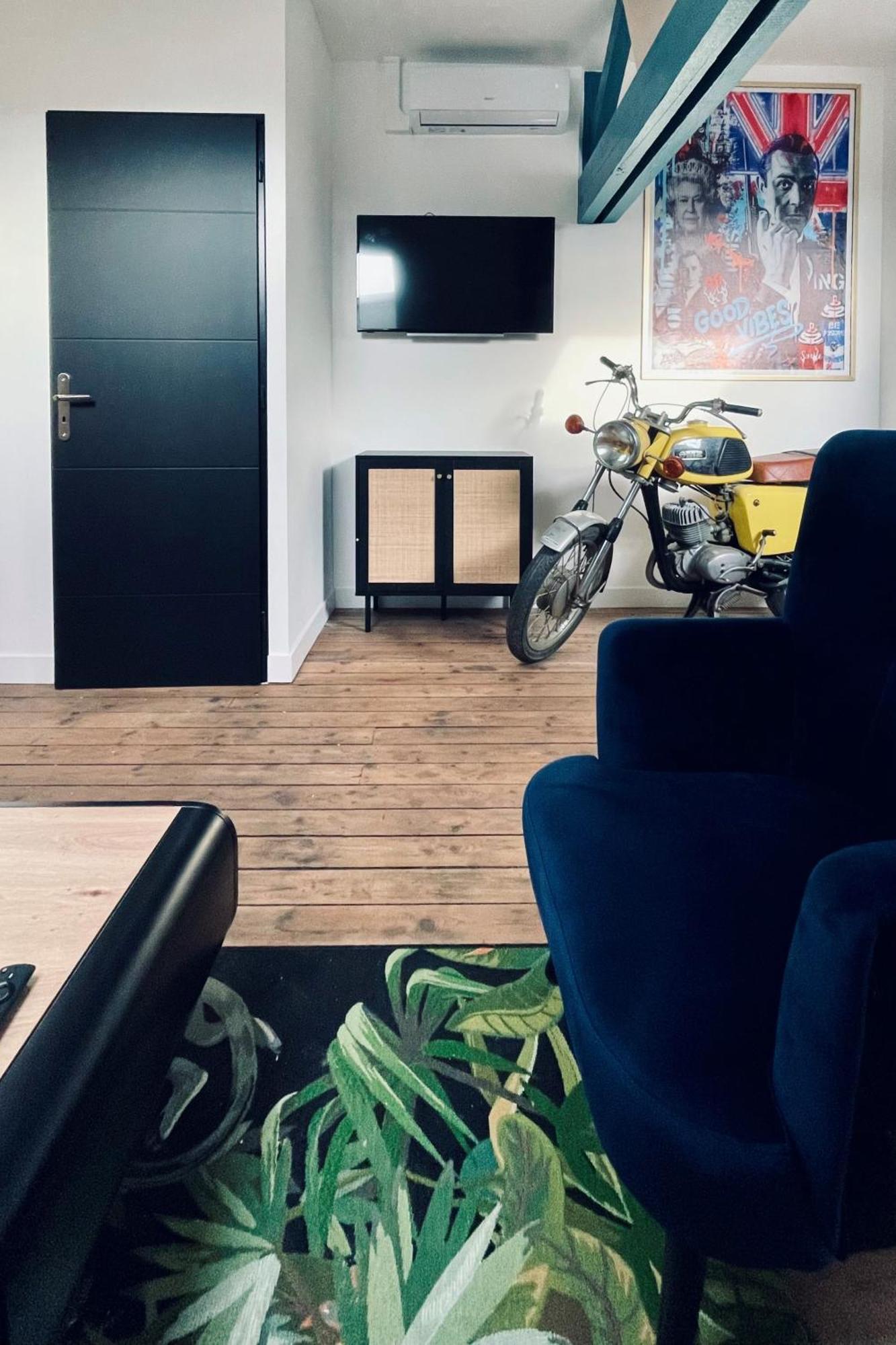 Le Limoges Dali Apartment Bagian luar foto